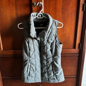 North Face Womens grey quilted vest
